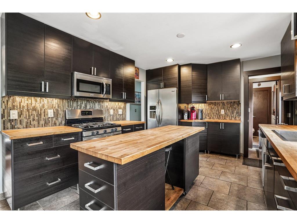 1208 36 1/2 Avenue NE Minneapolis MN 55418 7047956 image8