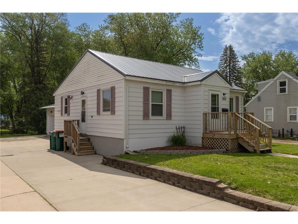 1208 5th Avenue NW Rochester MN 55901 6537899 image1