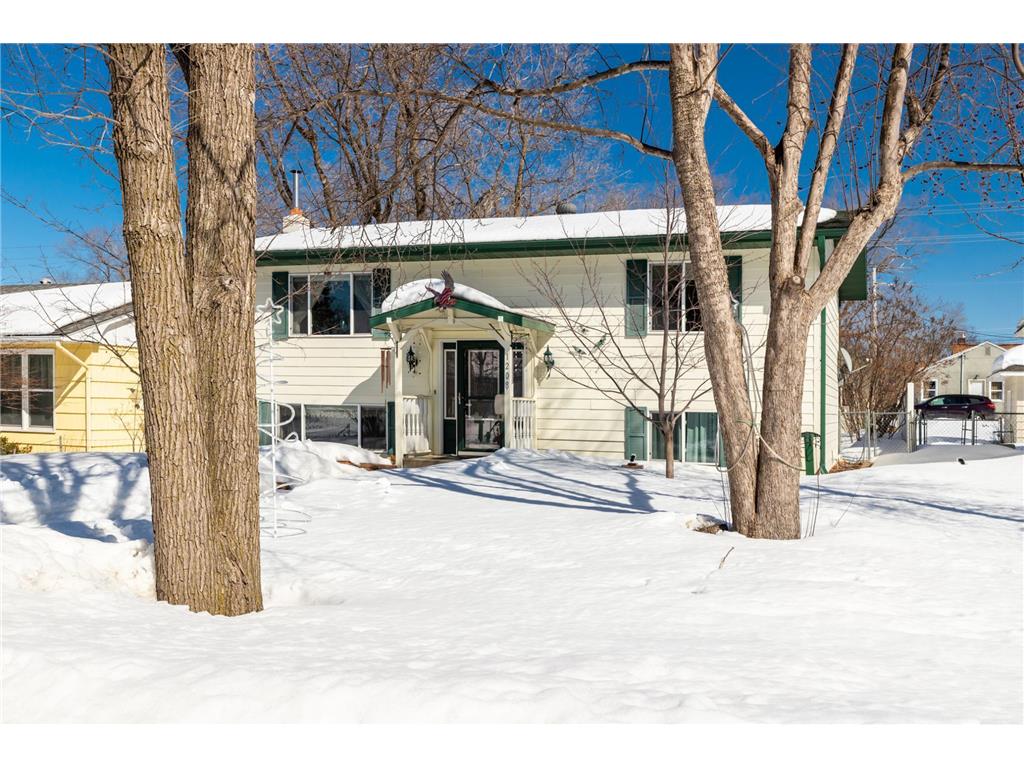 1208 6th Avenue NE, Brainerd, MN, 56401 MLS 6349993 Edina Realty