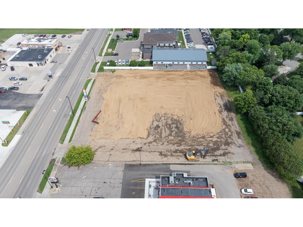 1208 E College Drive Marshall MN 56258 6570076 image10