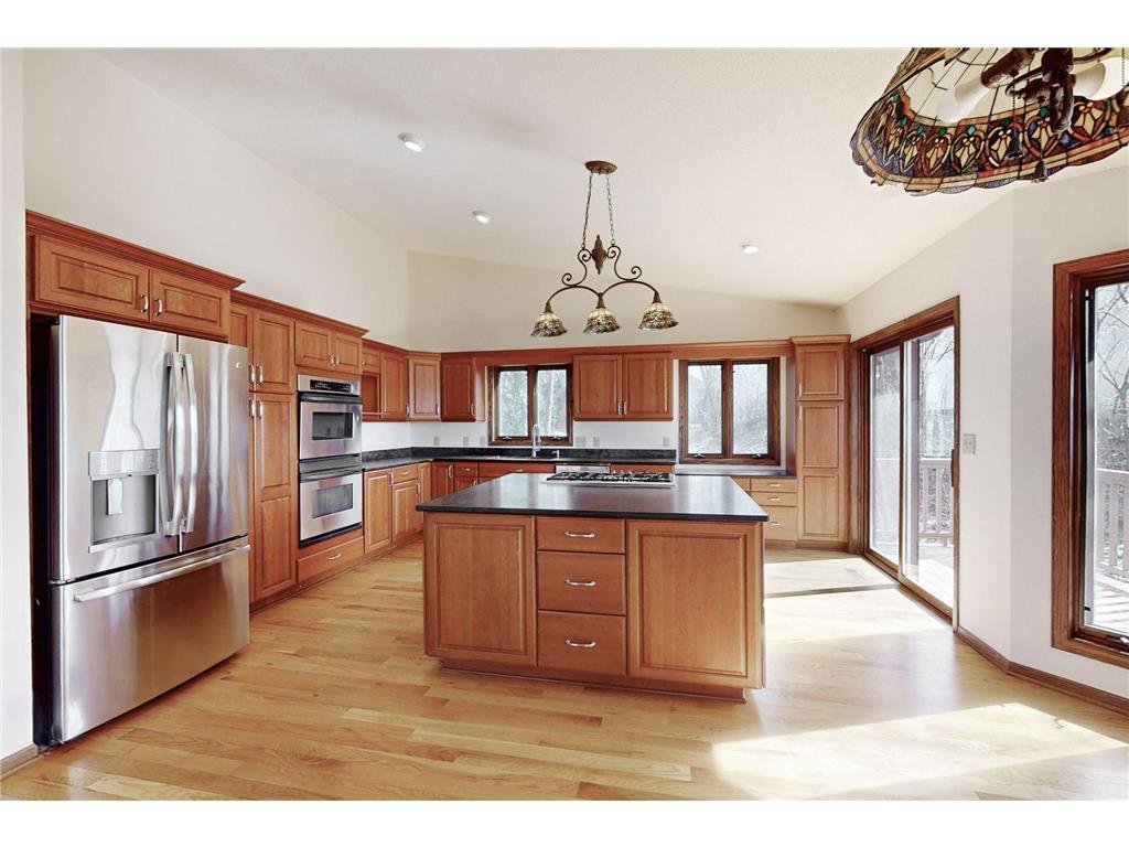 1208 Edgewater Avenue Arden Hills MN 55112 - Josephine 6790112 image1