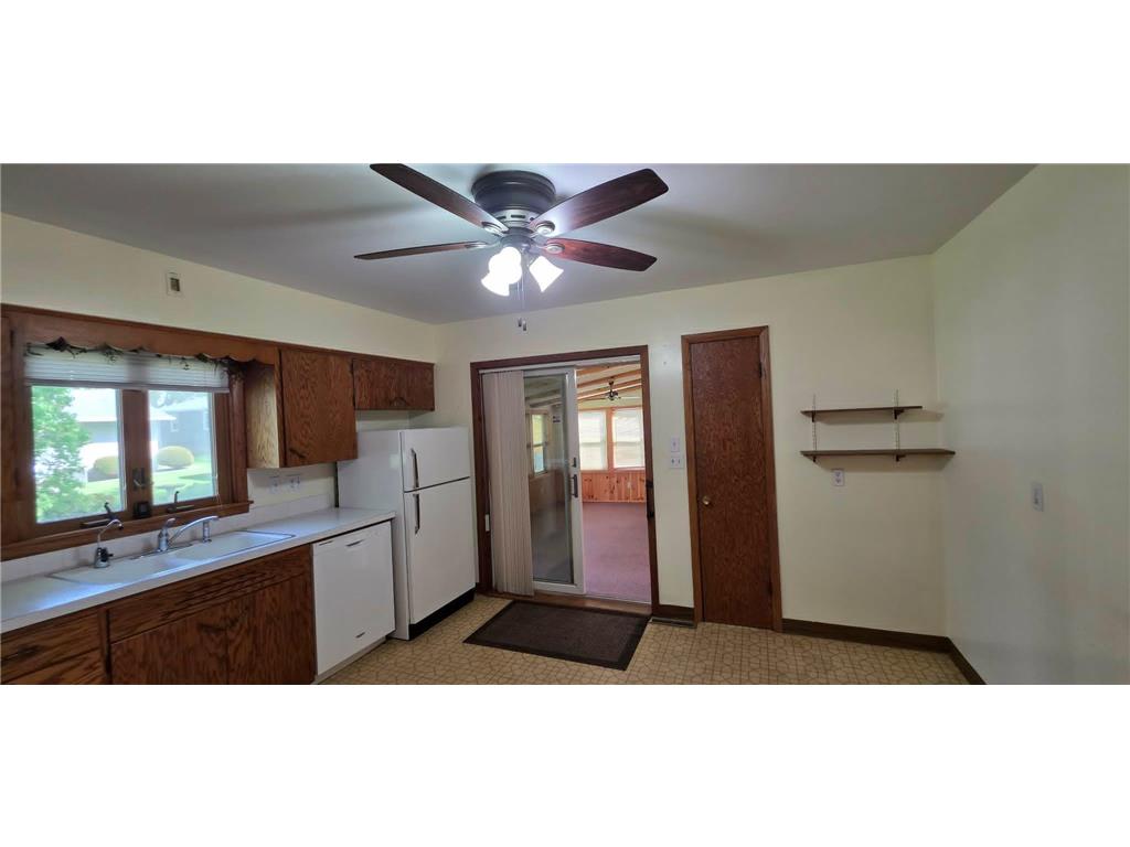 1208 Kent Avenue Albert Lea MN 56007 7073673 image11