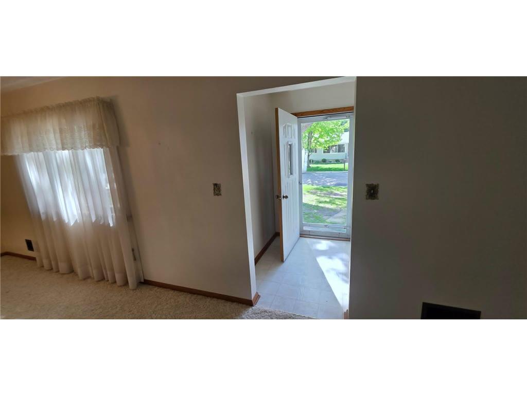 1208 Kent Avenue Albert Lea MN 56007 7073673 image4