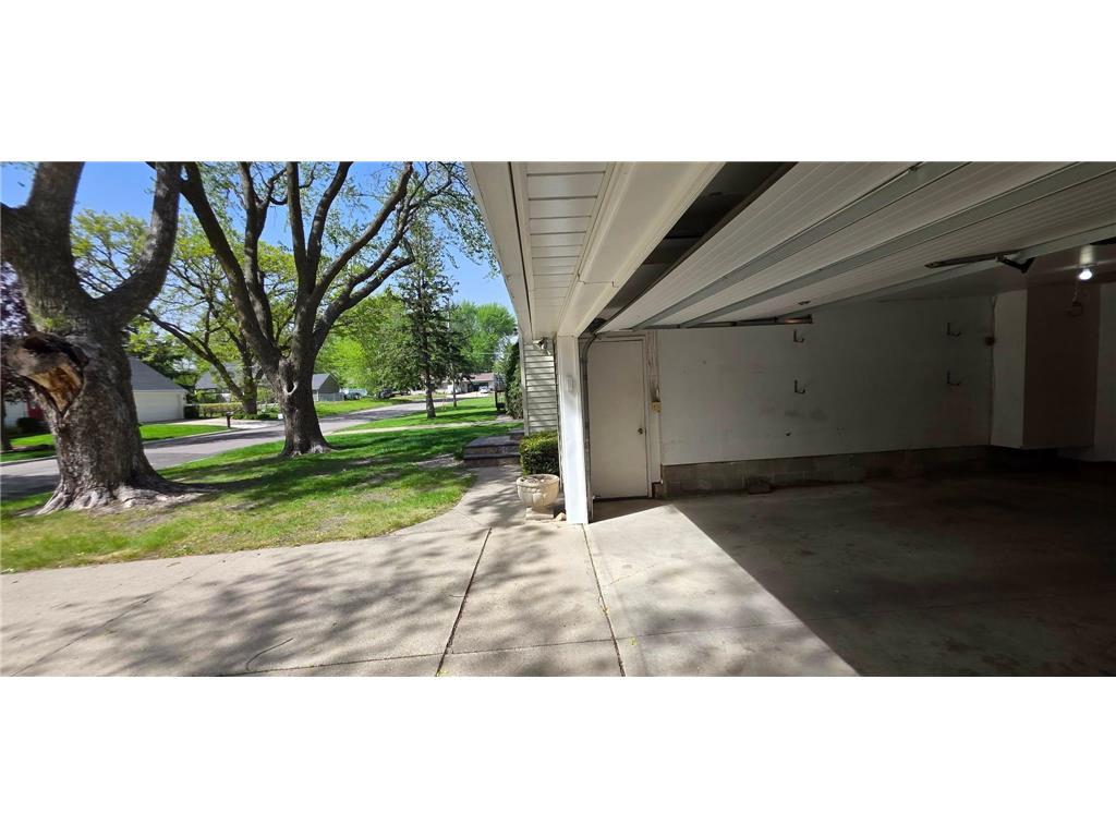 1208 Kent Avenue Albert Lea MN 56007 7073673 image49