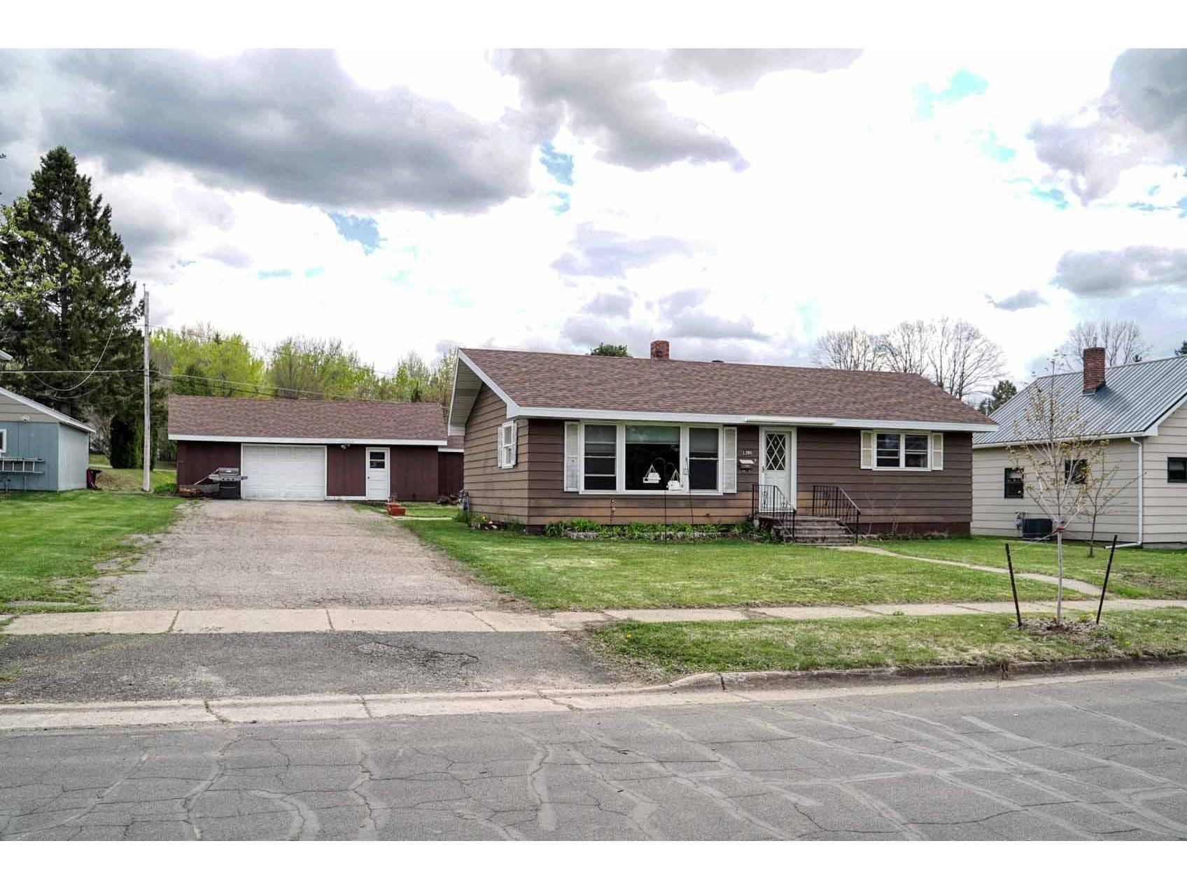 1208 W 2ND Street, Eveleth, MN 55734 MLS 5760898 Edina Realty