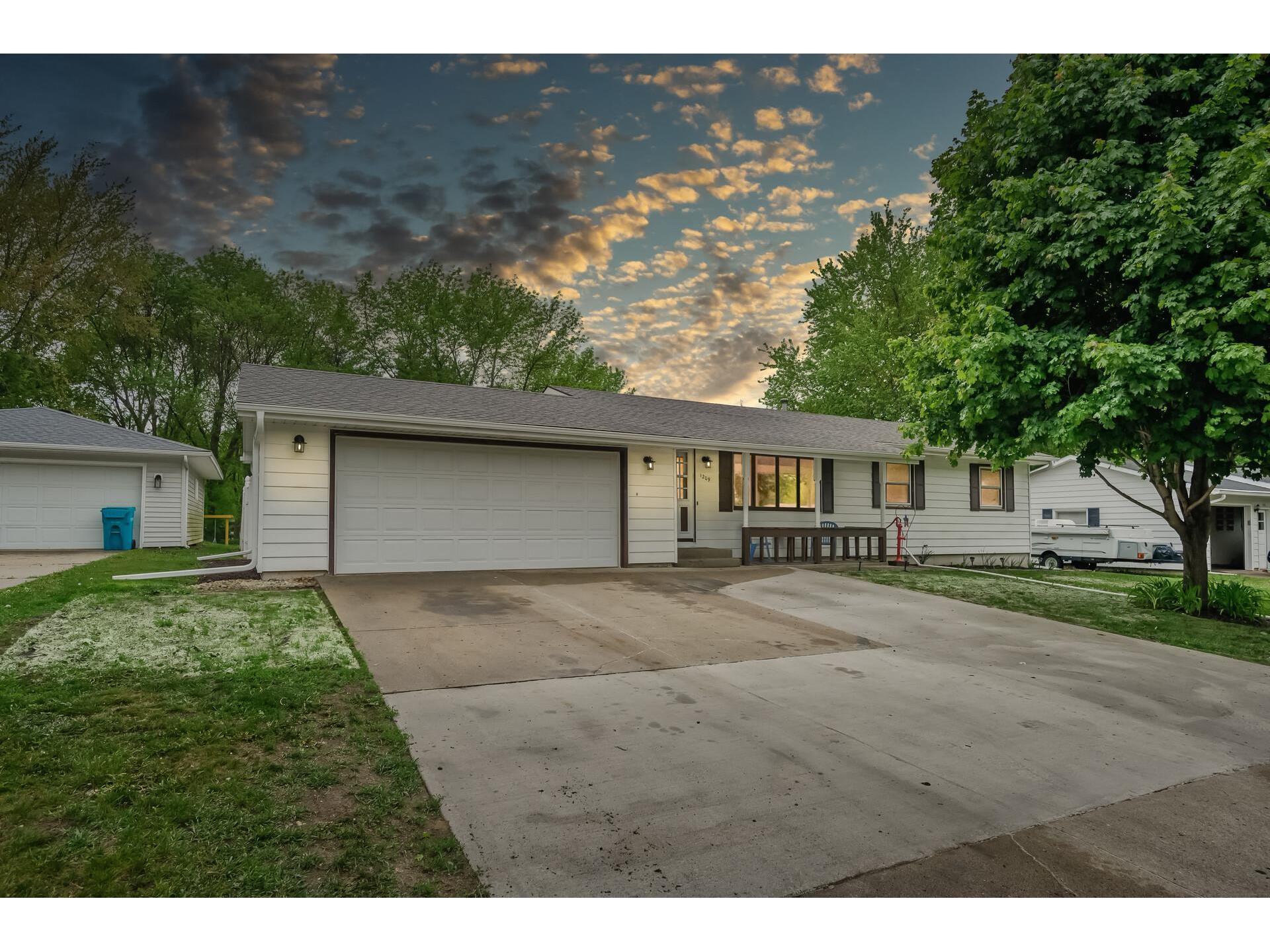 1209 3rd Street NW Waseca MN 56093 5754603 image1