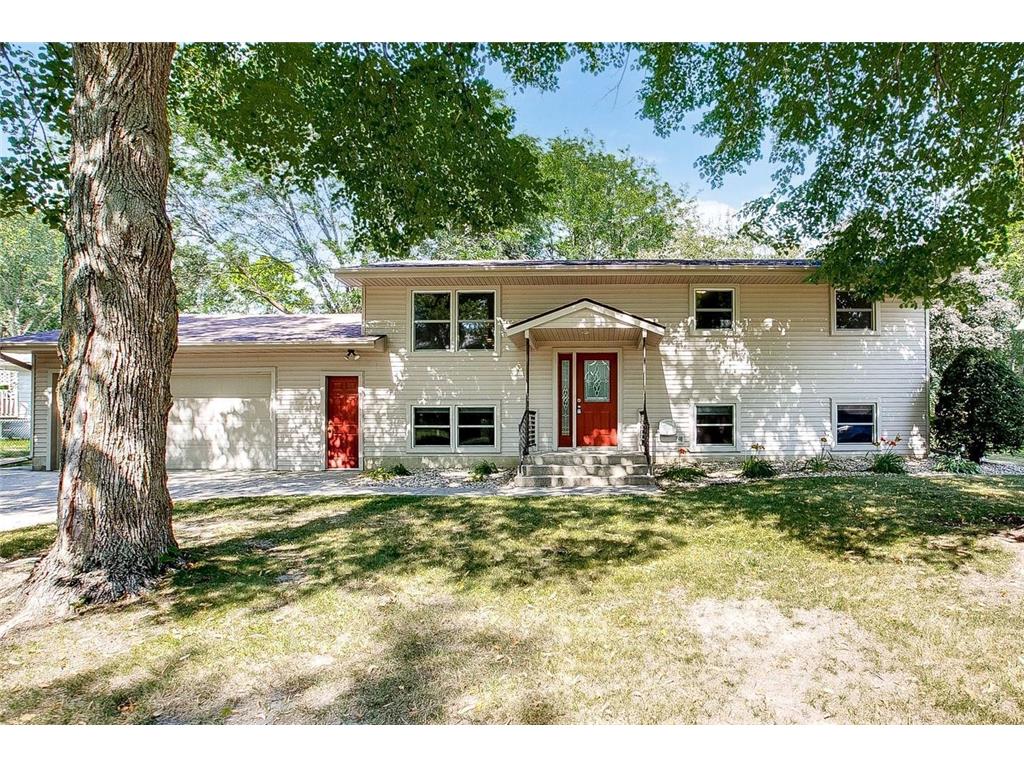 1209 Autumn Drive Faribault MN 55021 6410959 image1