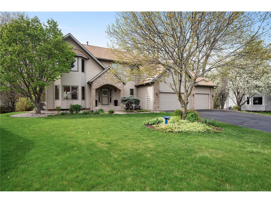 1209 Earle Way Burnsville MN 55306 6529150 image1