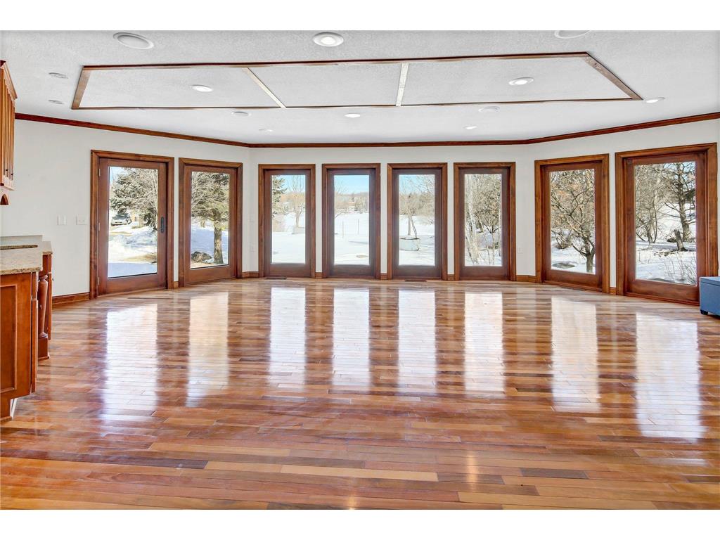 1209 Lewis Avenue SW Hutchinson MN 55350 - Otter 6346976 image1
