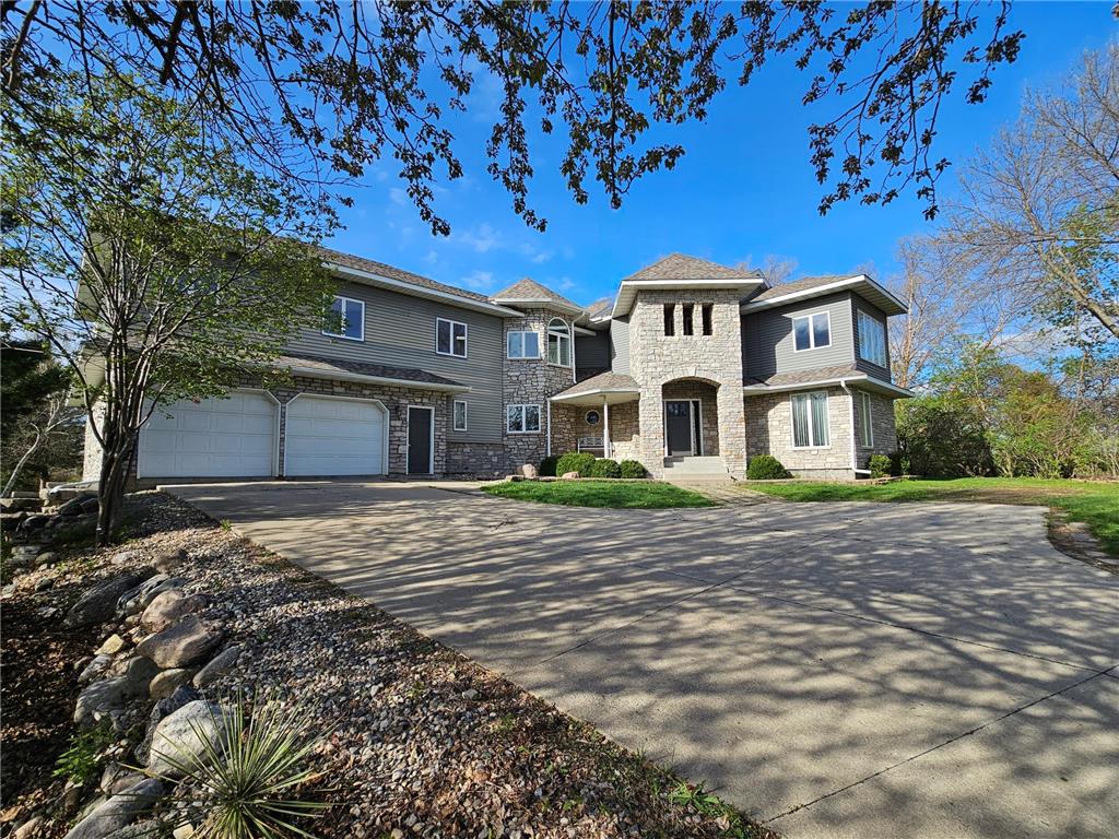 1209 Lewis SW #1 Hutchinson MN 55350 - Otter 7088679 image1