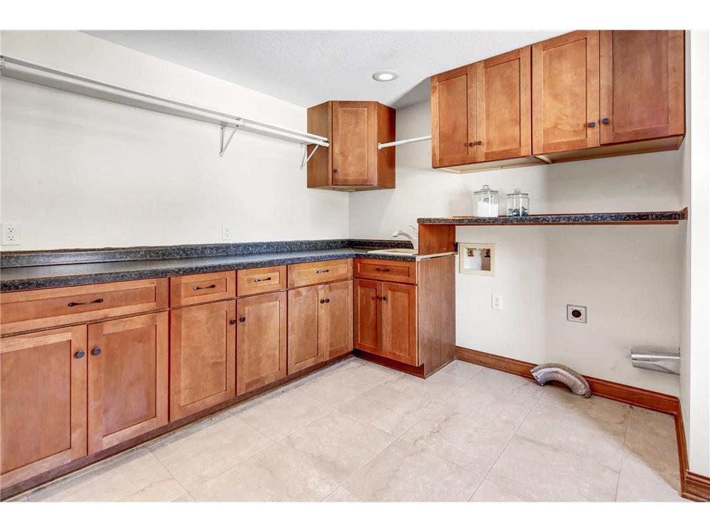 1209 Lewis SW #1 Hutchinson MN 55350 - Otter 7088679 image12