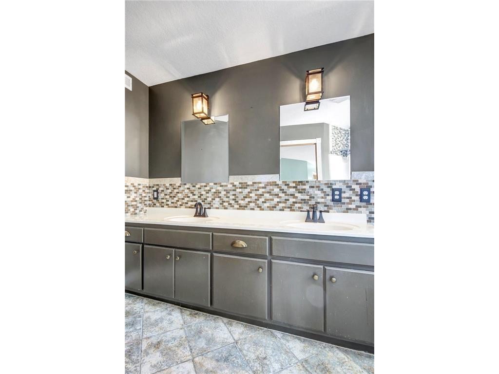 1209 Lewis SW #1 Hutchinson MN 55350 - Otter 7088679 image37