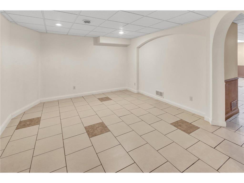 1209 Lewis SW #1 Hutchinson MN 55350 - Otter 7088679 image76