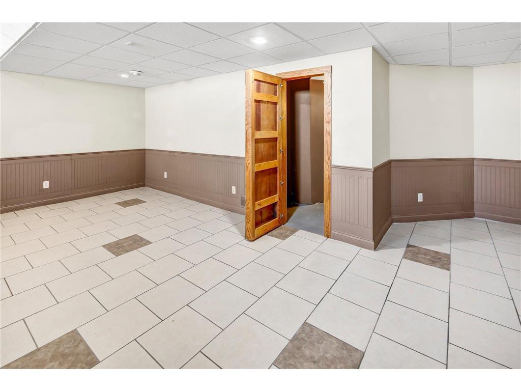 1209 Lewis SW #1 Hutchinson MN 55350 - Otter 7088679 image82