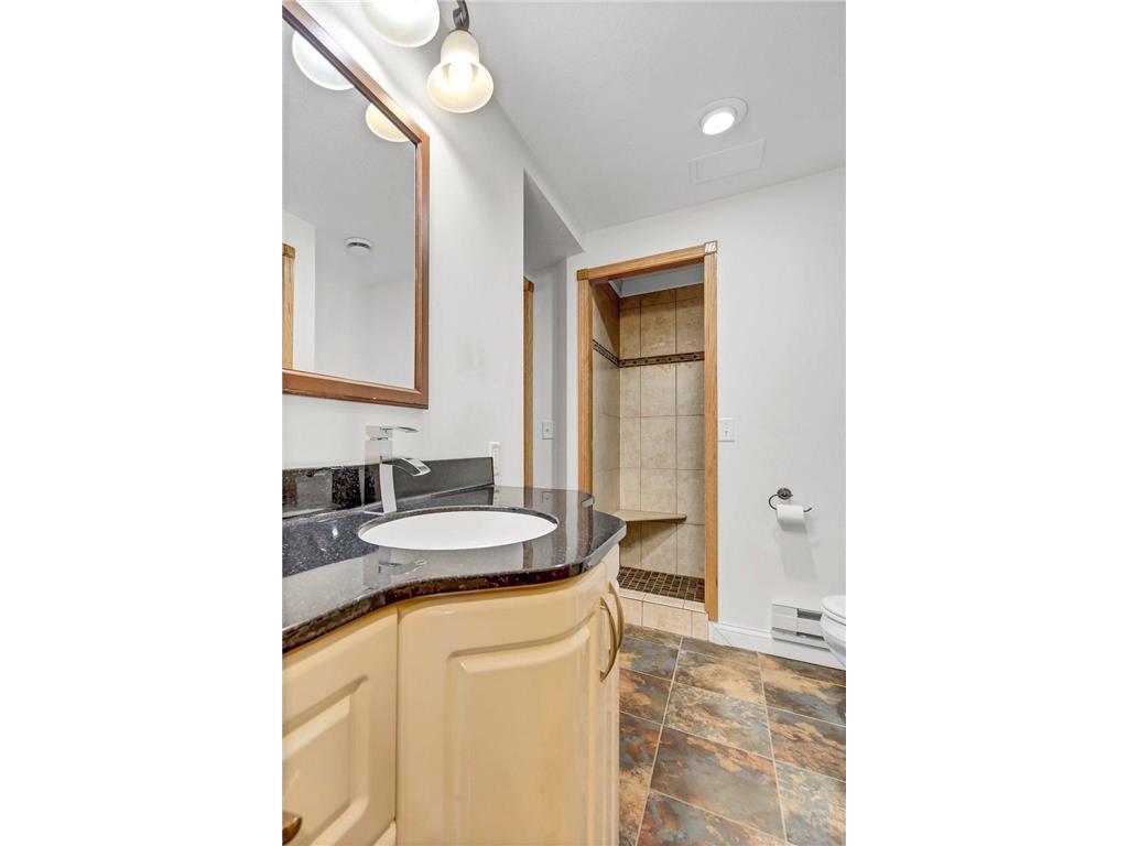 1209 Lewis SW #1 Hutchinson MN 55350 - Otter 7088679 image94