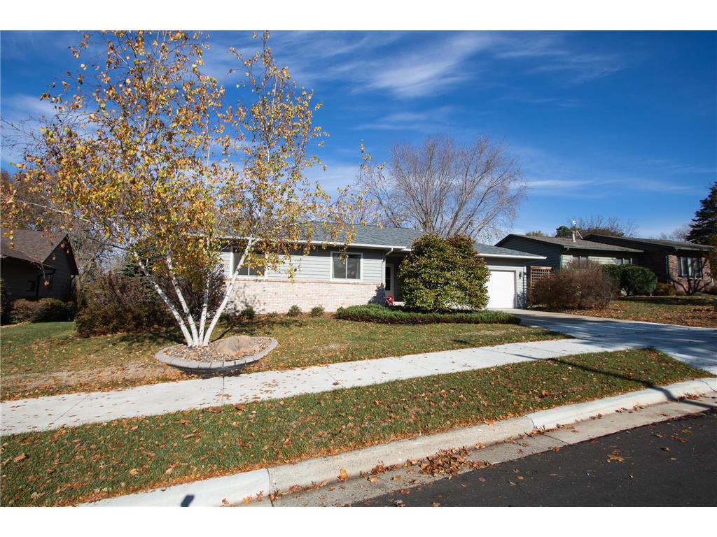 1209 Peterson Drive Northfield MN 55057 6624989 image1