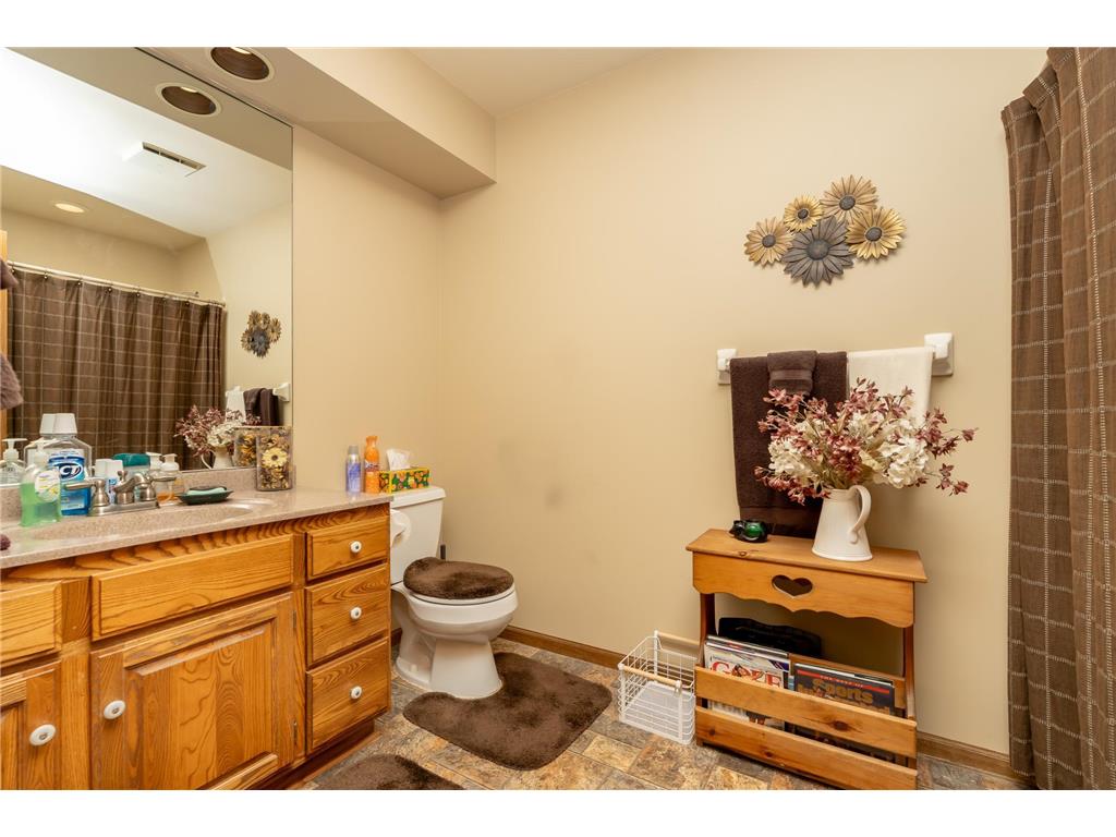 1209 Sunflower Circle S Shakopee MN 55379 7073387 image24