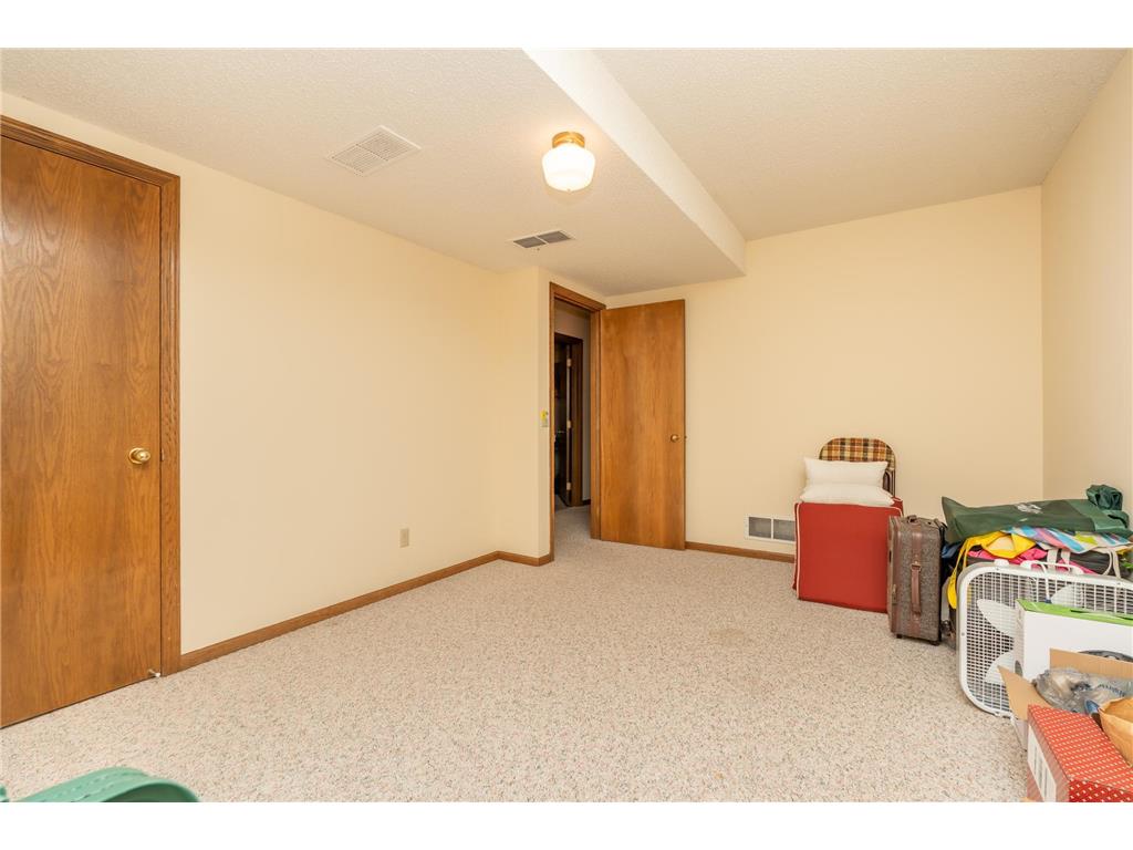 1209 Sunflower Circle S Shakopee MN 55379 7073387 image33