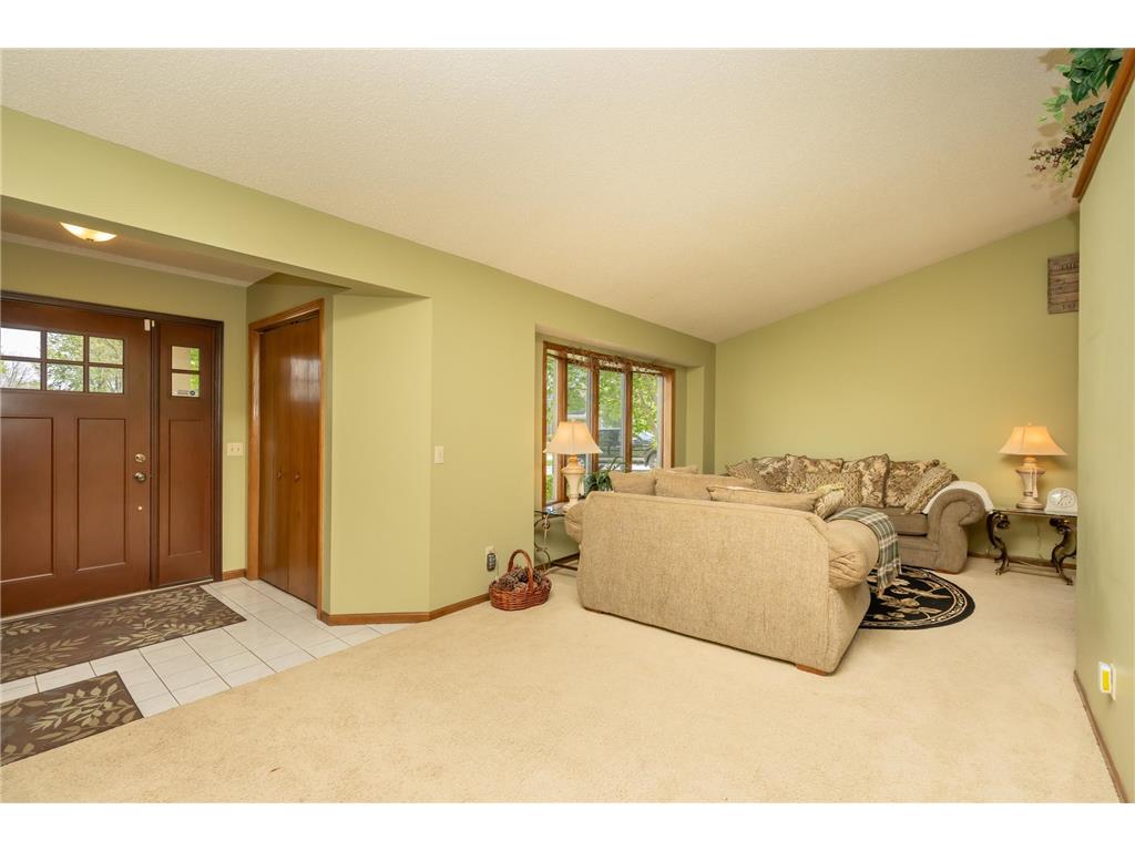 1209 Sunflower Circle S Shakopee MN 55379 7073387 image6