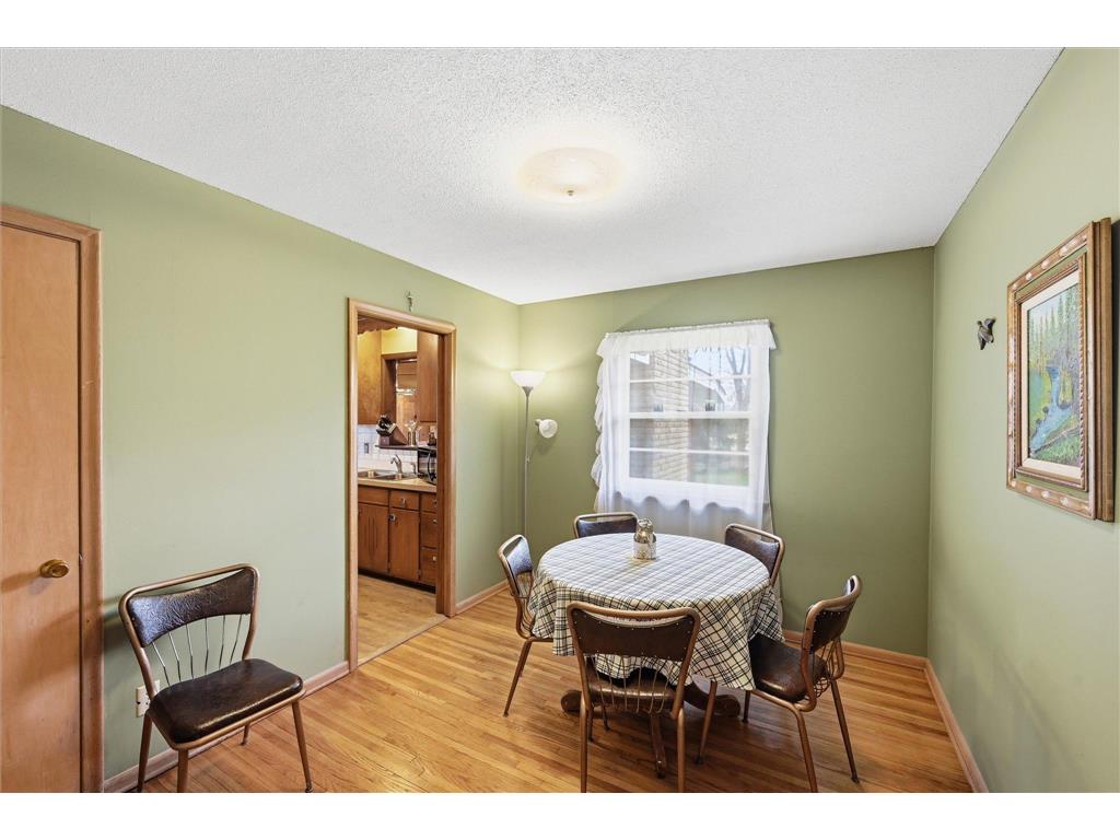 1209 Vincent Place Chaska MN 55318 7053143 image12