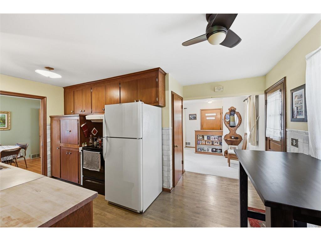 1209 Vincent Place Chaska MN 55318 7053143 image6