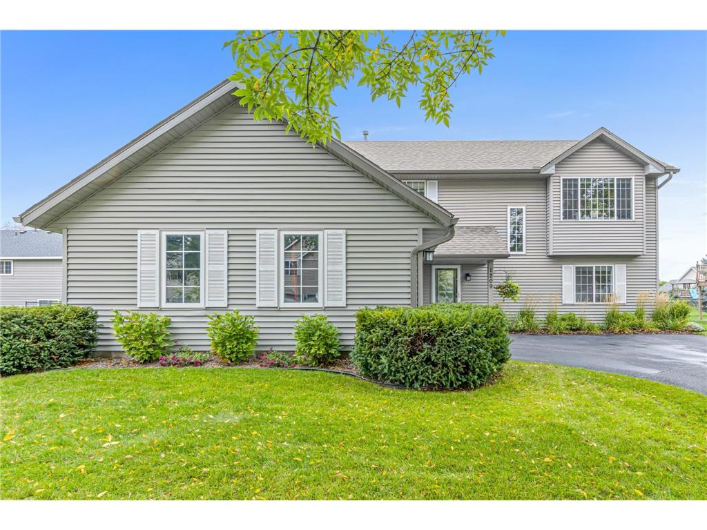 1209 Walnut Street, Farmington, MN, 55024 MLS 7742852 Edina Realty