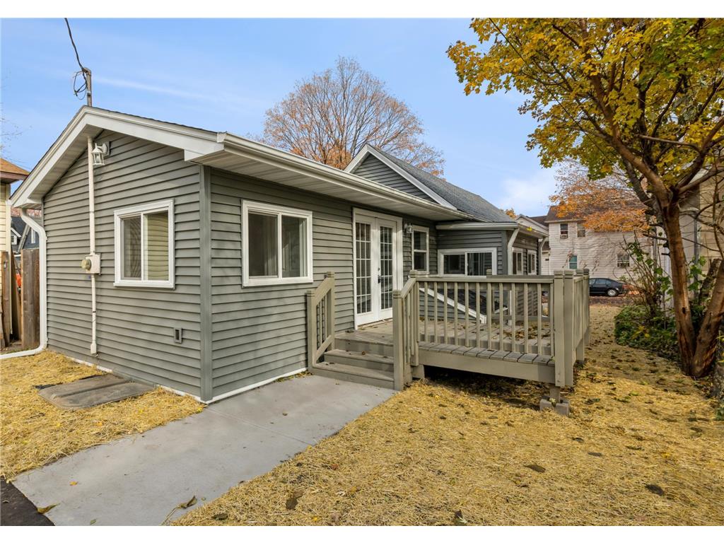 1209 Woodbridge Street Saint Paul MN 55117 6305872 image1