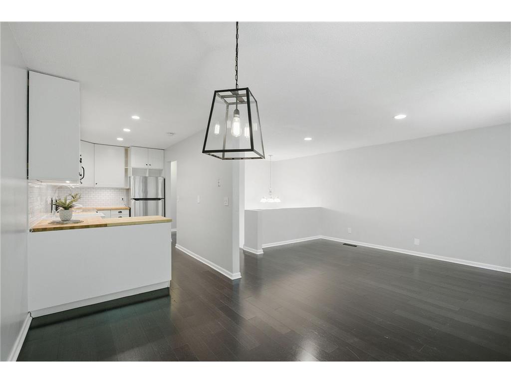 12095 71st Place N Maple Grove MN 55369 7098075 image12