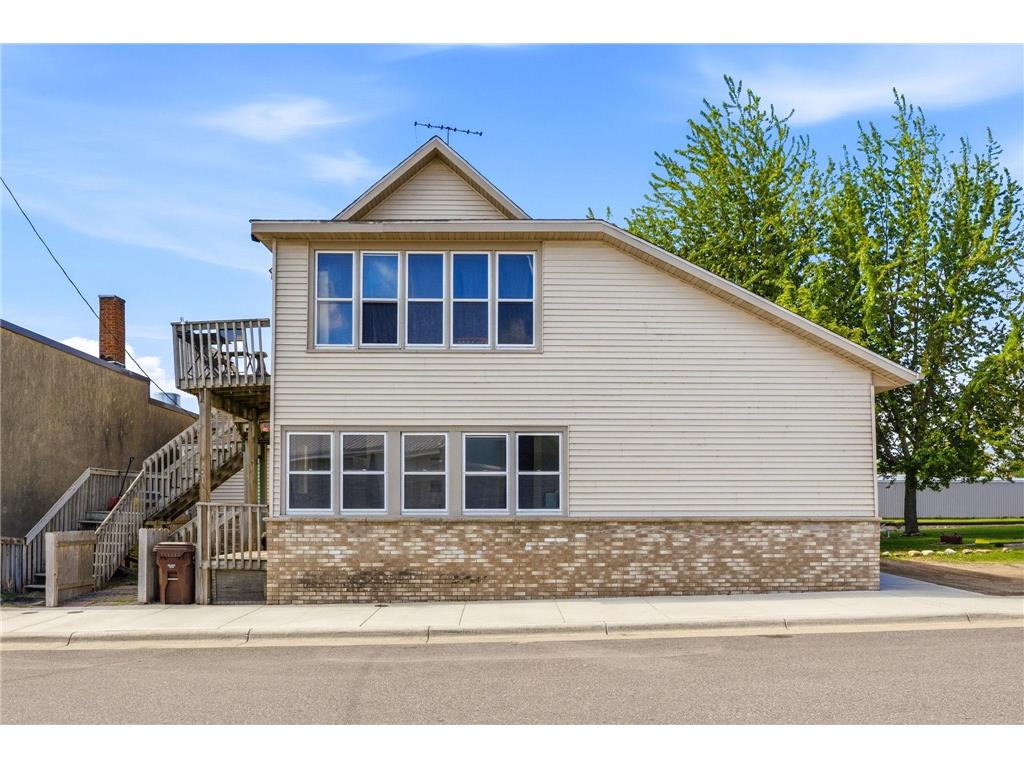 121 1st Street W Maple Lake MN 55358 7072871 image1