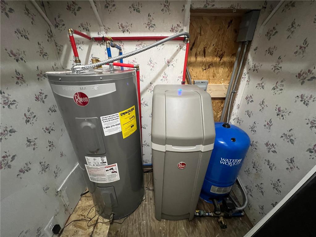 121 3rd Street Bluffton MN 56518 7028390 image20