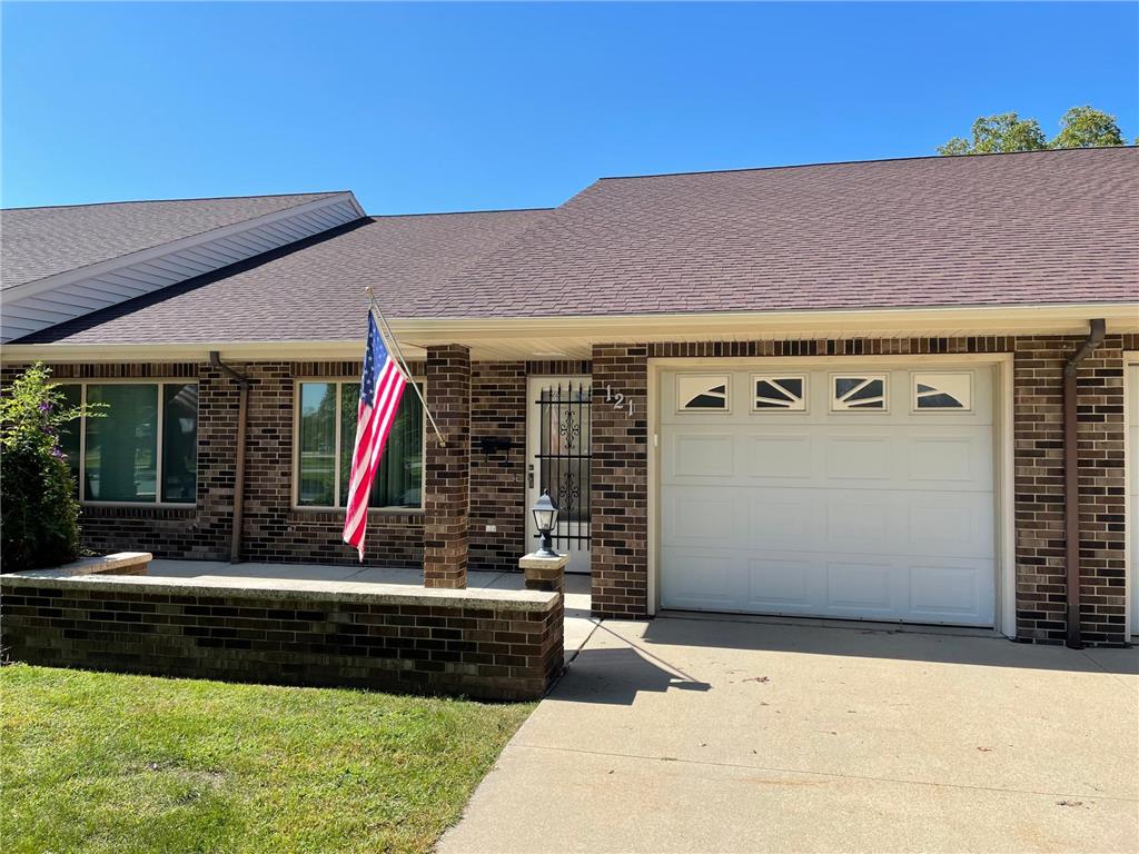 121 3rd Street SE, Grand Meadow, MN 55936 MLS 6262634 Edina Realty