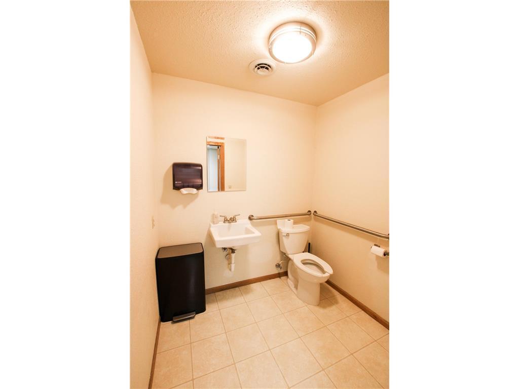 121 5th Avenue W Alexandria MN 56308 6821134 image5