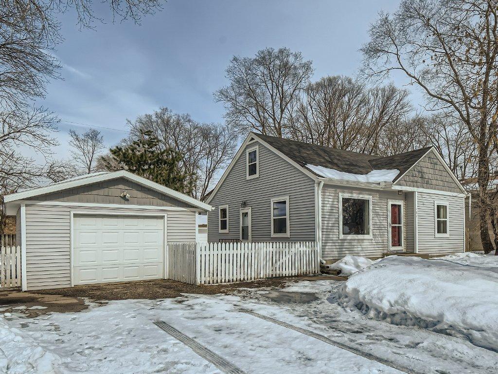 121 64 1/2 Way NE Fridley MN 55432 6336669 image1