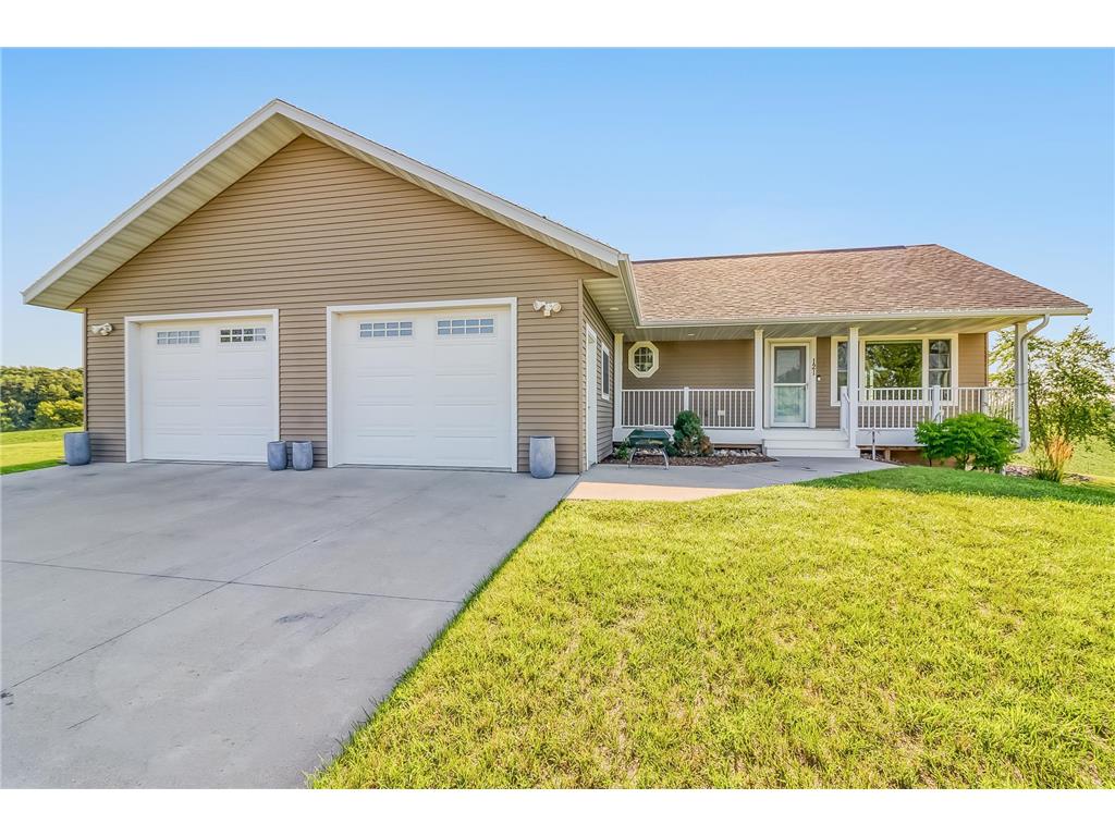 121 8th Street SE Pelican Rapids MN 56572 6763104 image1