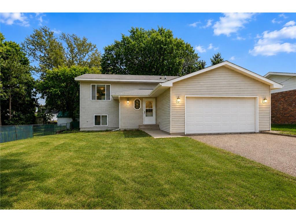 121 Brown Avenue S Annandale MN 55302 7091371 image1