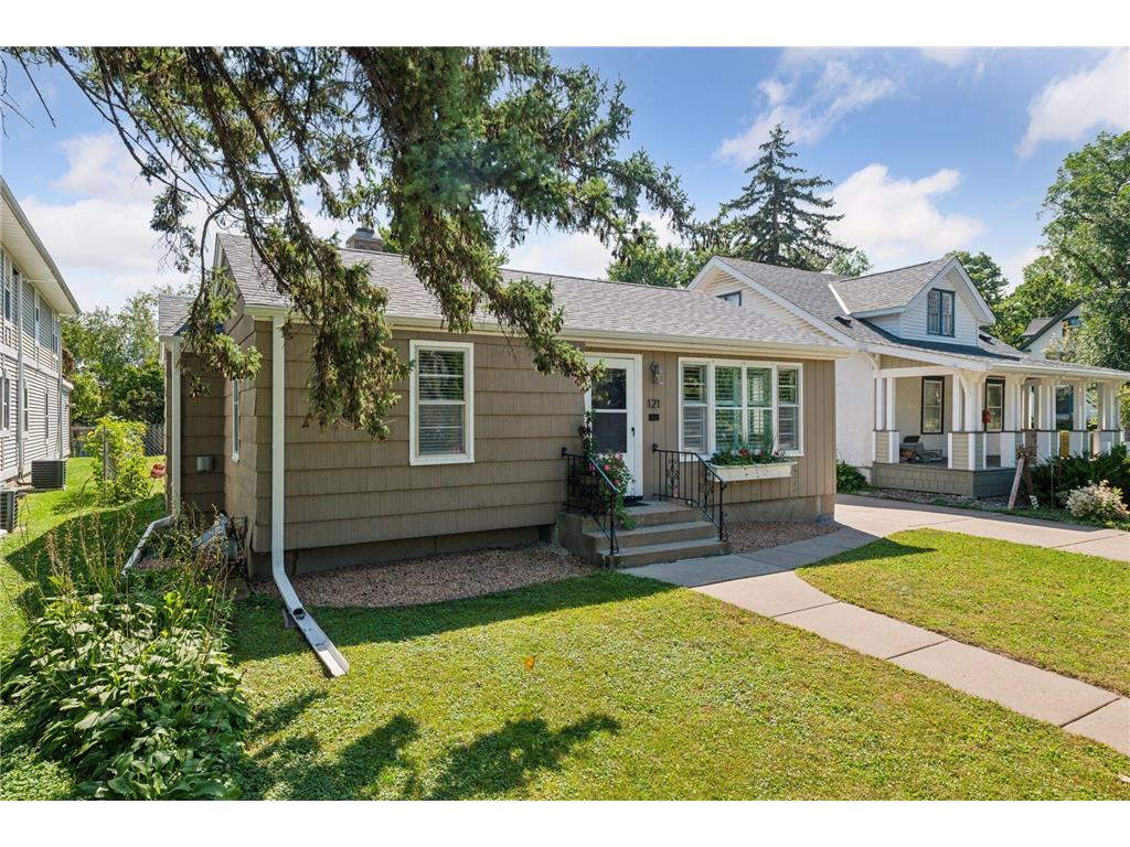 121 Cedar Lake Road S Minneapolis MN 55405 6556756 image1