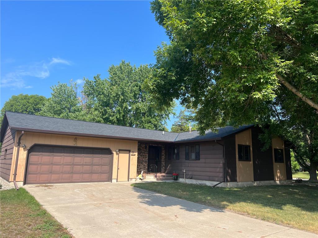 121 Driftwood Drive Redwood Falls MN 56283 6414703 image1