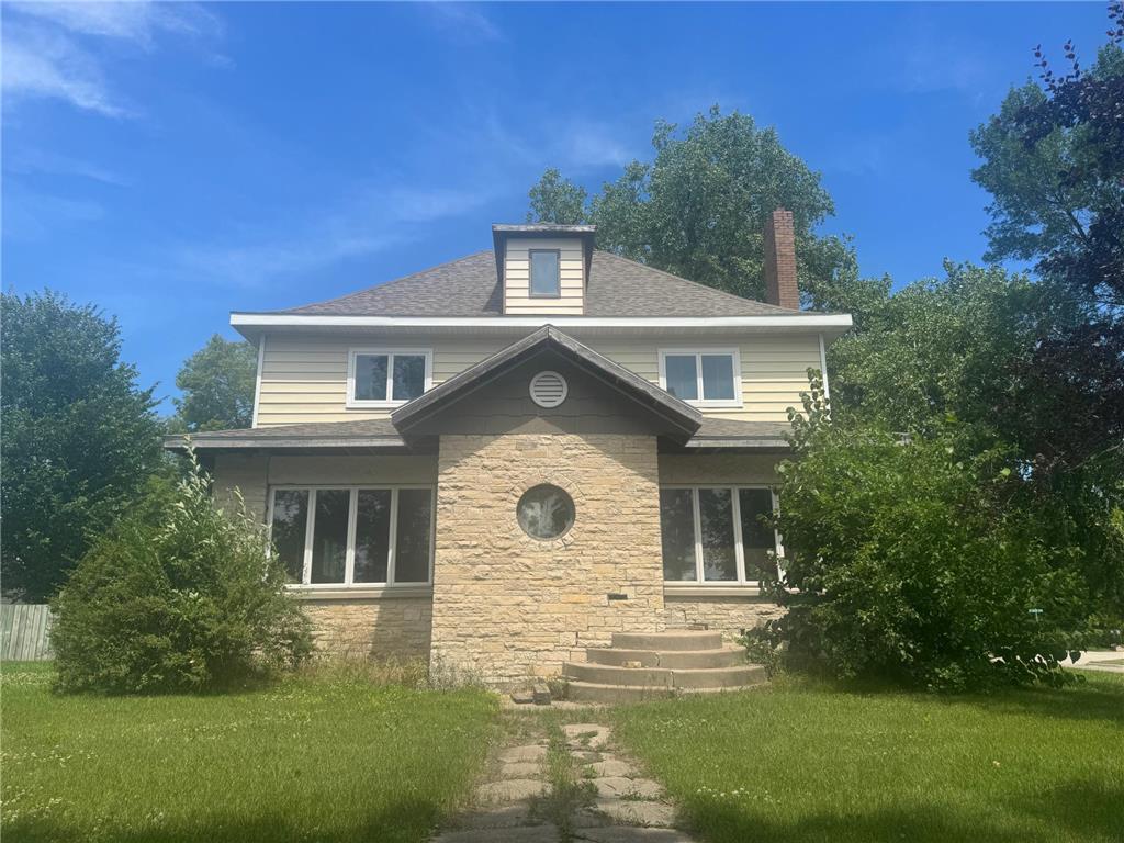 121 E 7th Street Crookston MN 56716 7055277 image1