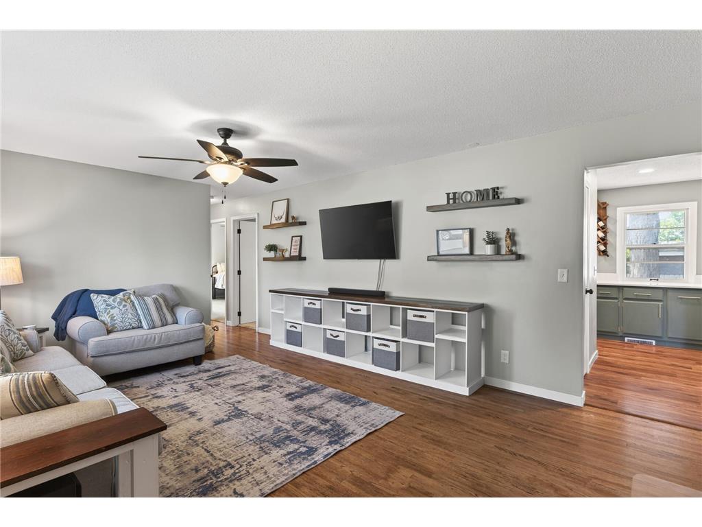 121 E 94 1/2 Street Bloomington MN 55420 7078307 image10