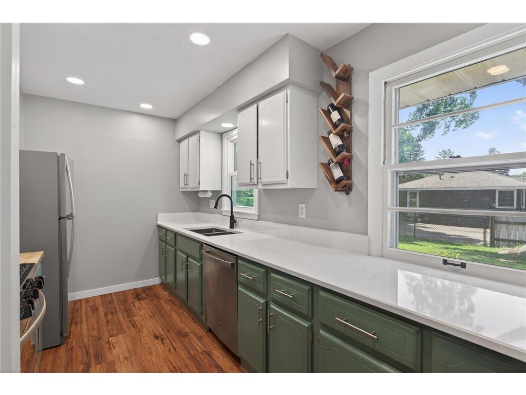 121 E 94 1/2 Street Bloomington MN 55420 7078307 image14