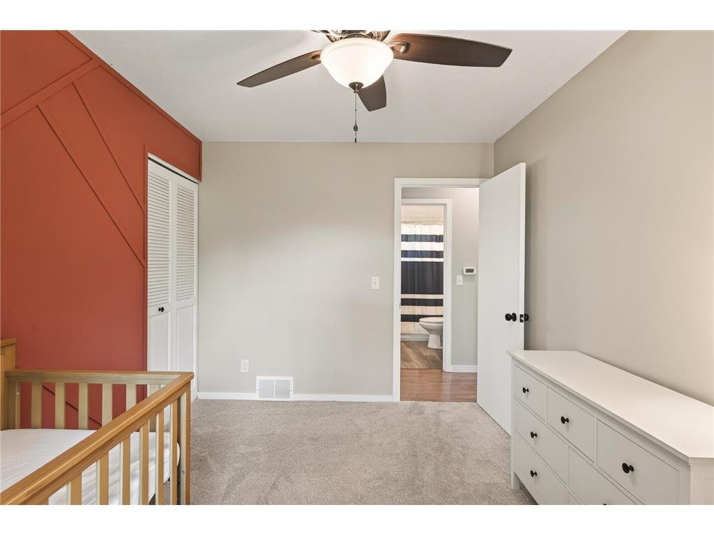 121 E 94 1/2 Street Bloomington MN 55420 7078307 image30