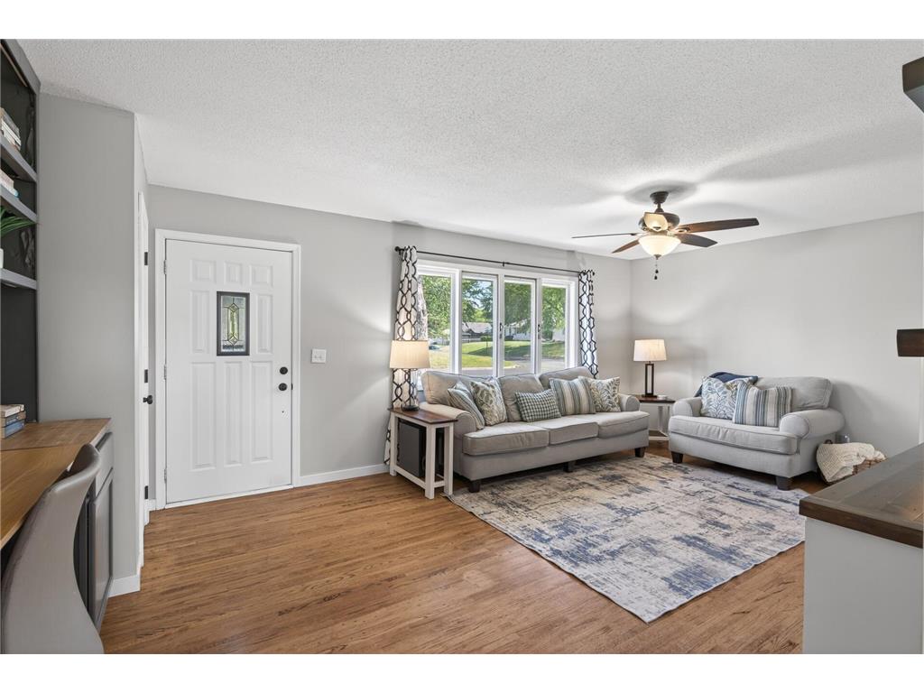 121 E 94 1/2 Street Bloomington MN 55420 7078307 image8