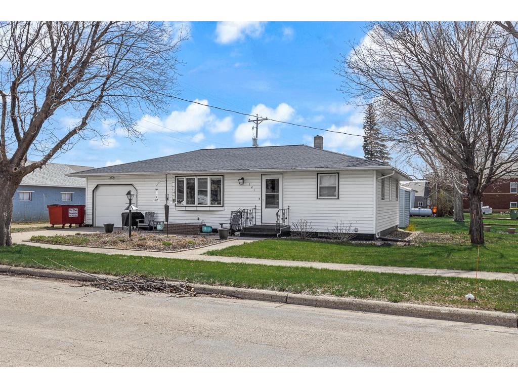 121 E Center Street Edgerton MN 56128 6510334 image1