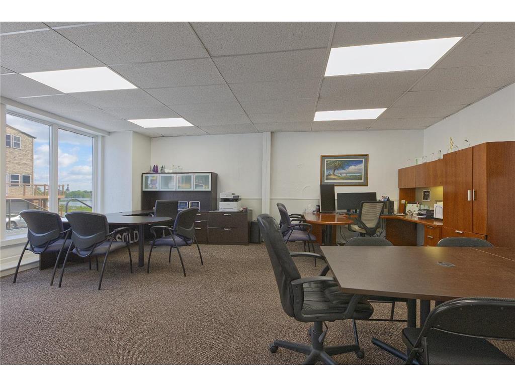 121 Main Avenue W Winsted MN 55395 - Winsted 7080318 image10