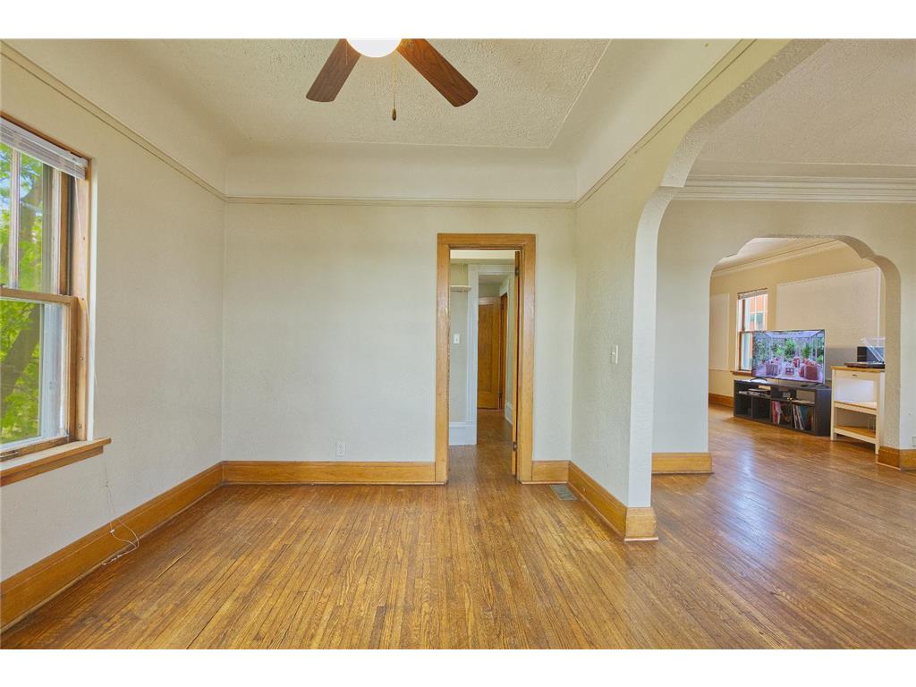 121 Main Avenue W Winsted MN 55395 - Winsted 7080318 image16