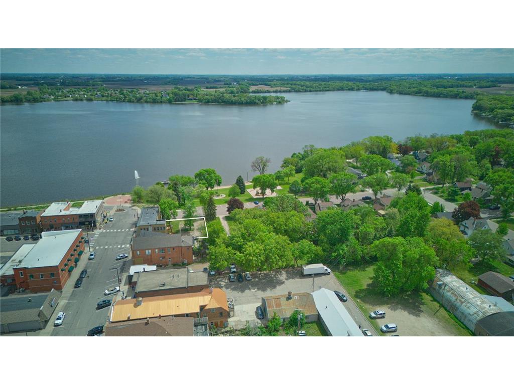 121 Main Avenue W Winsted MN 55395 - Winsted 7080318 image2