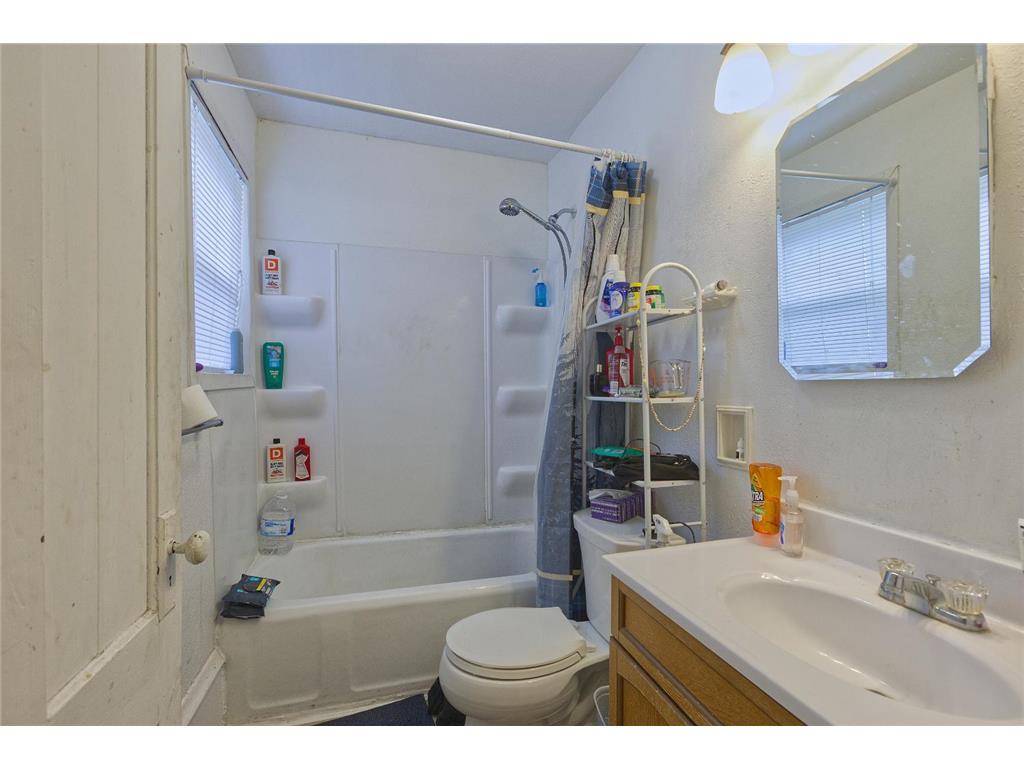 121 Main Avenue W Winsted MN 55395 - Winsted 7080318 image41