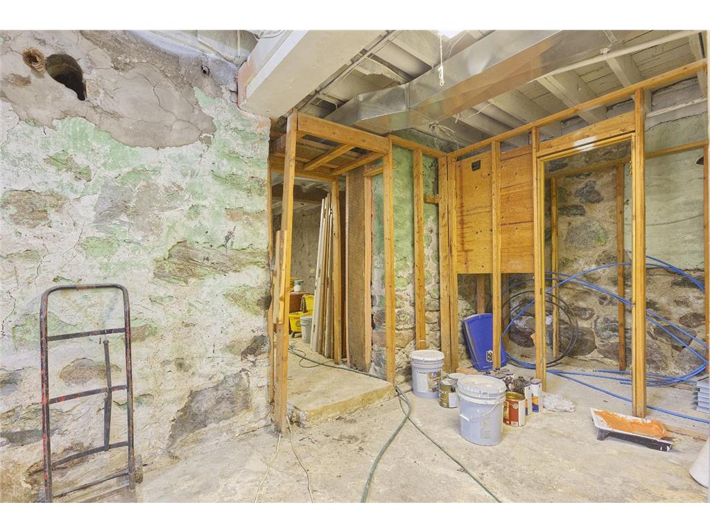 121 Main Avenue W Winsted MN 55395 - Winsted 7080318 image46