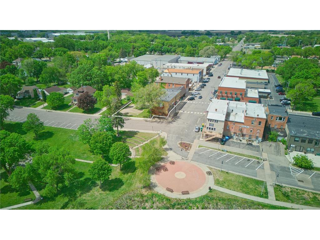 121 Main Avenue W Winsted MN 55395 - Winsted 7080318 image52
