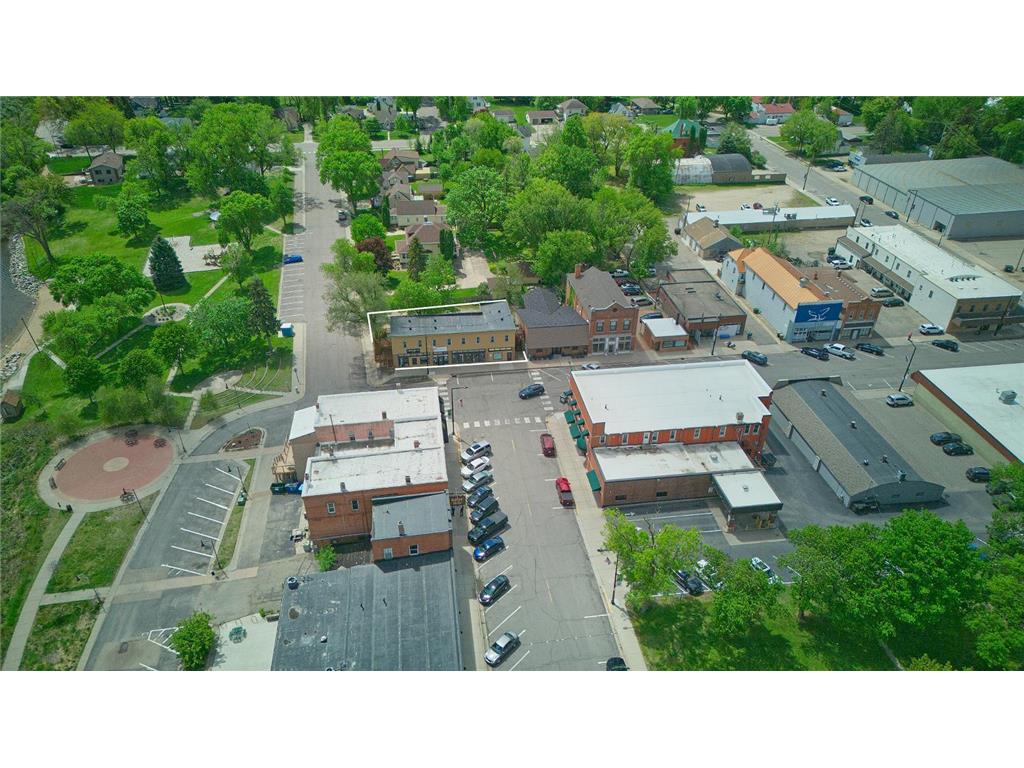121 Main Avenue W Winsted MN 55395 - Winsted 7080318 image55
